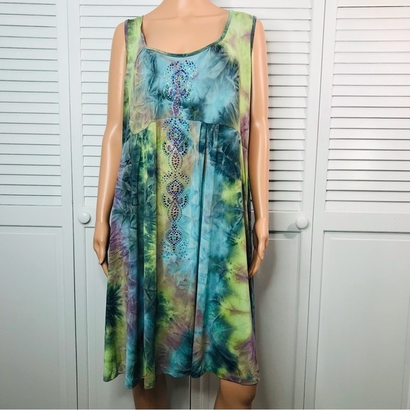 Price firm ONE WORLD Tie Dye Sleeveless Embellished Dress Size 2X - Picture 1 of 9